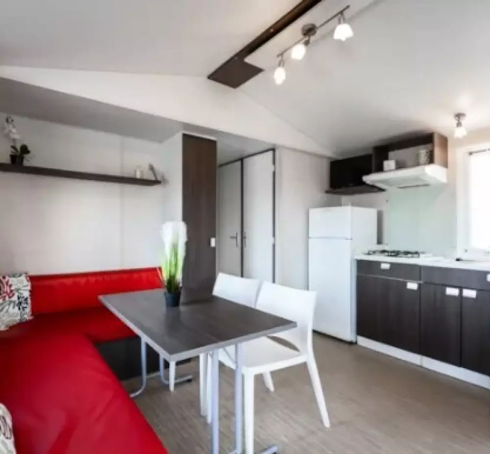 Camping LES VIOLETTES 4 Sterren★★★★