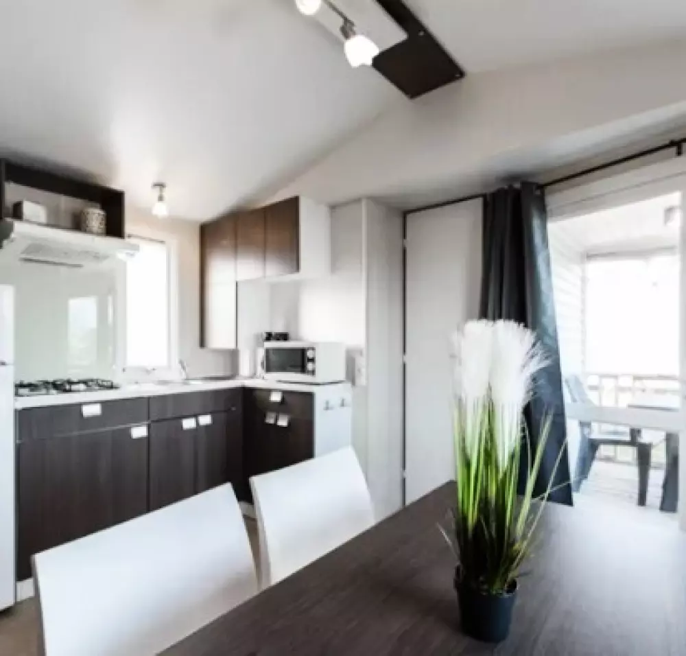 Camping LES VIOLETTES 4 Sterren★★★★