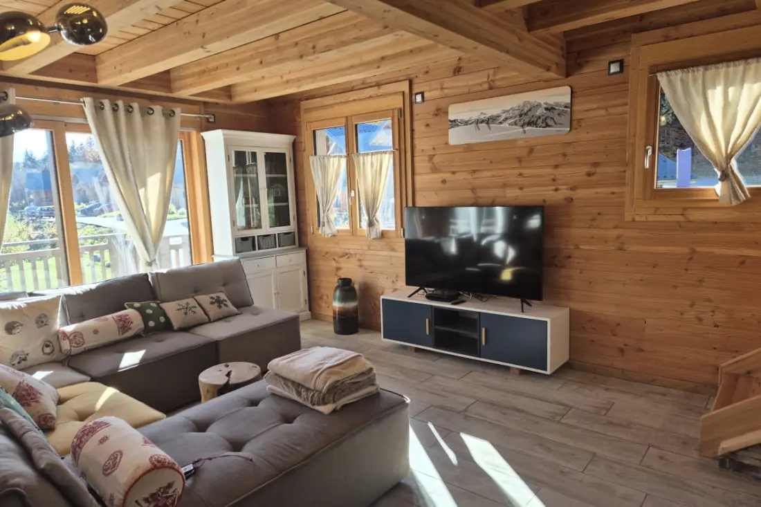 Kivételes Chalet a La Féclazban – 4 hálószoba, 10 alvó