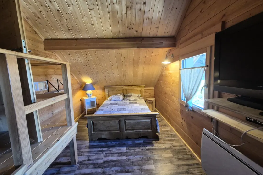 Kivételes Chalet a La Féclazban – 4 hálószoba, 10 alvó