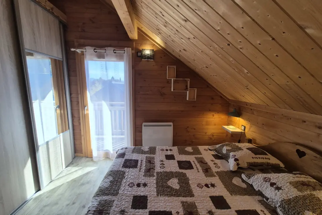 Kivételes Chalet a La Féclazban – 4 hálószoba, 10 alvó