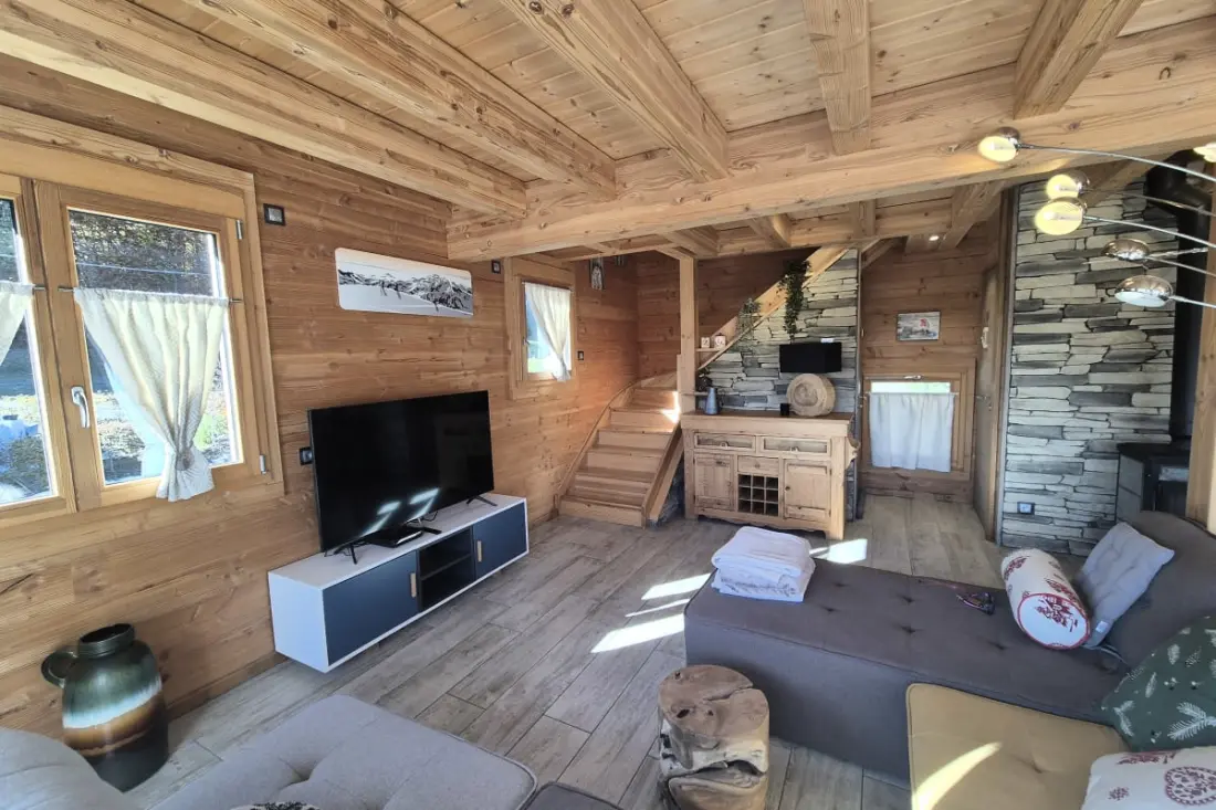 Kivételes Chalet a La Féclazban – 4 hálószoba, 10 alvó