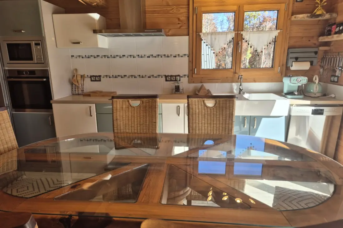 Kivételes Chalet a La Féclazban – 4 hálószoba, 10 alvó