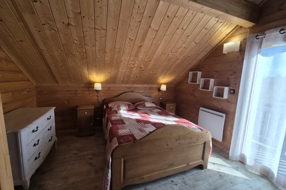 Kivételes Chalet a La Féclazban – 4 hálószoba, 10 alvó