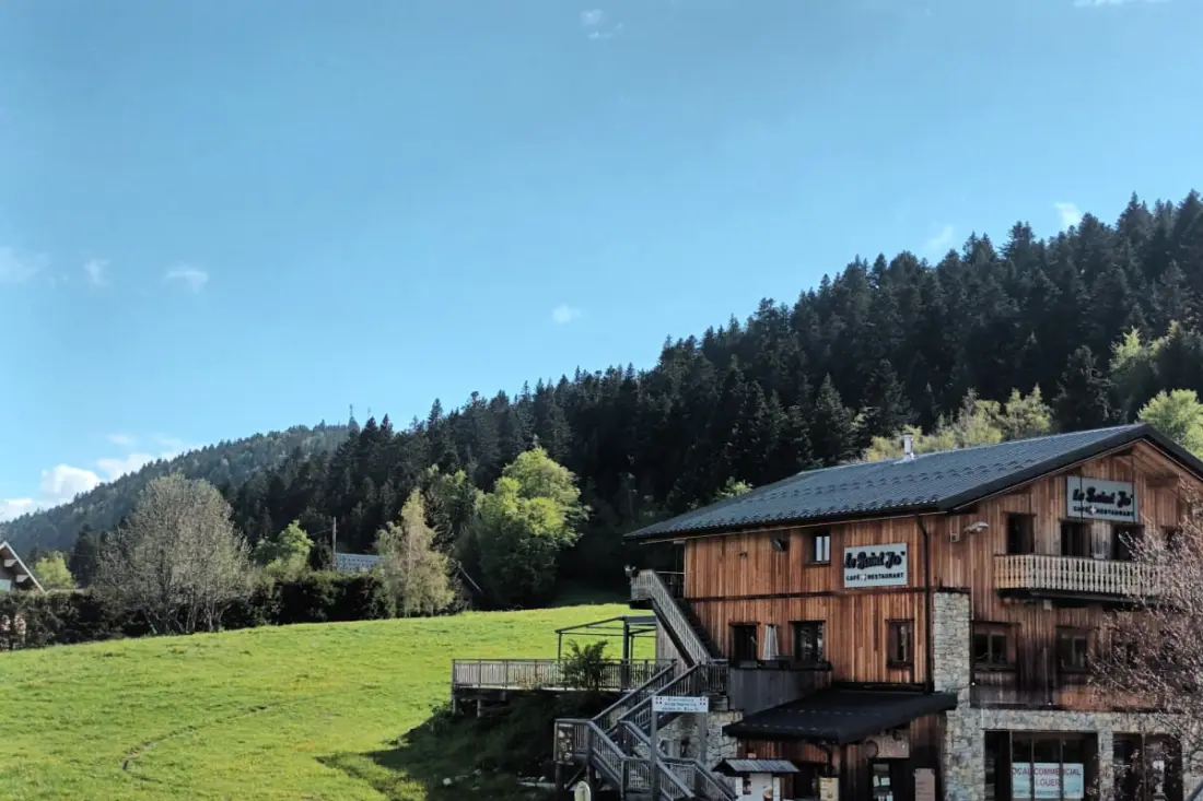 Tágas apartman a lejtők lábánál