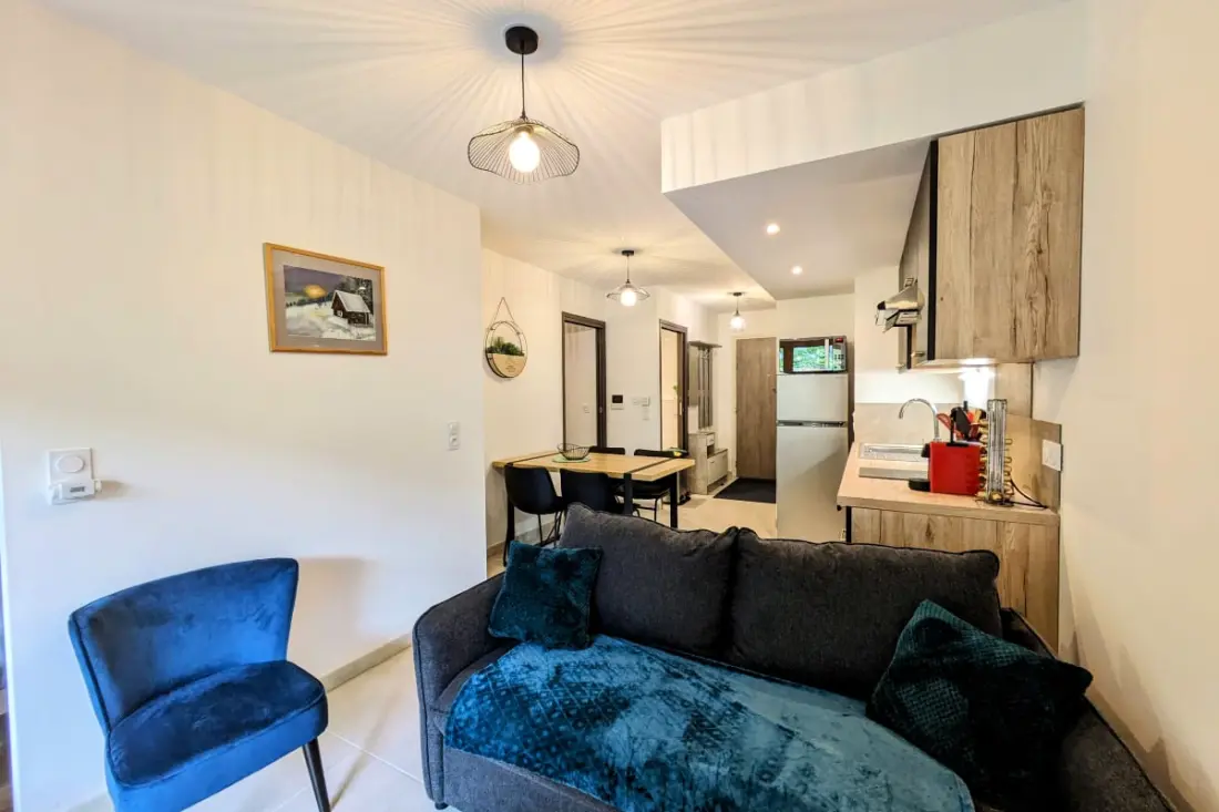 dalszöveg: Ski In Ski Out Stay With Terrace