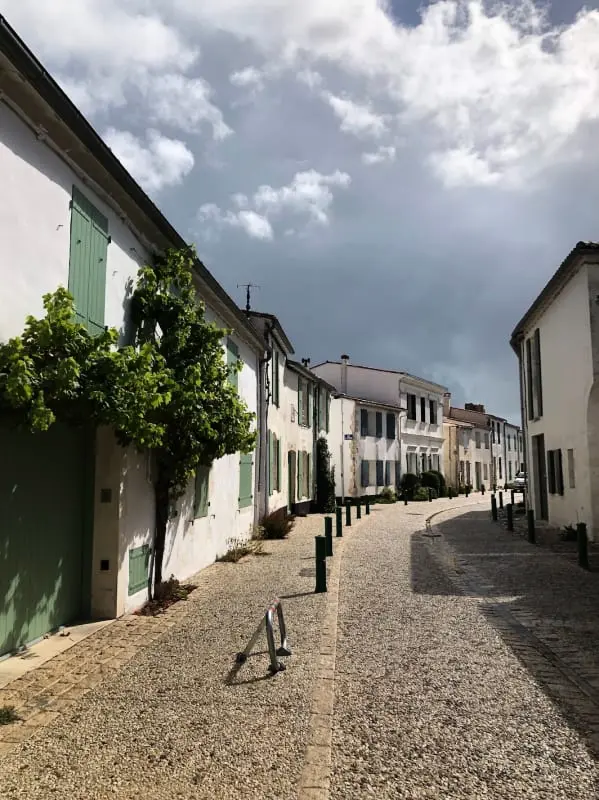 Gemütliche Wohnung im Stadtzentrum von La Flotte