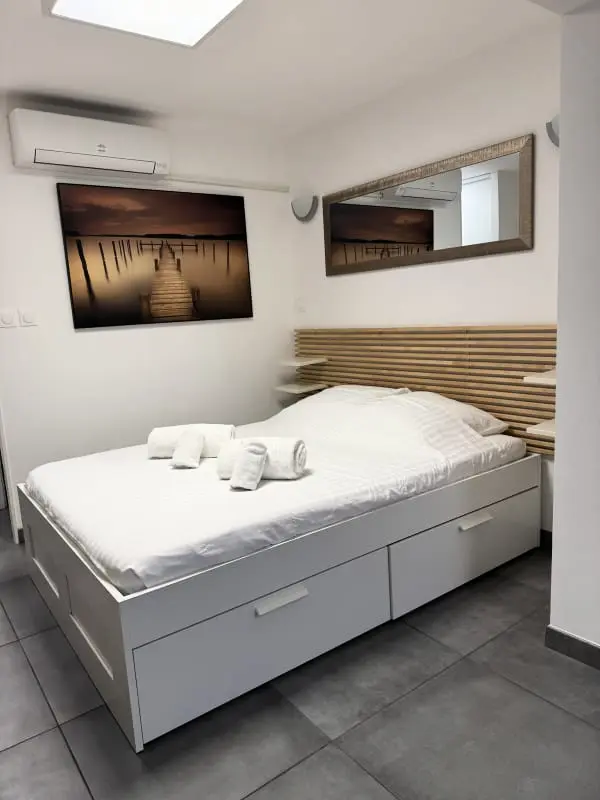 Studio Cosy In Villa, Air-Conditioned, Terrace - The Guard
