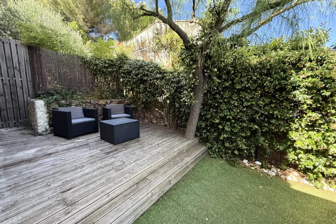 Studio Cosy In Villa, Air-Conditioned, Terrace - The Guard