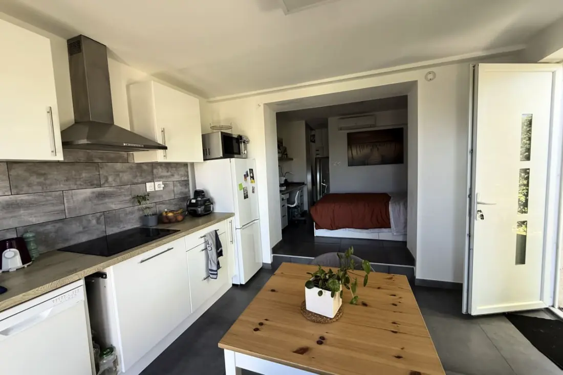 Studio Cosy In Villa, Air-Conditioned, Terrace - The Guard