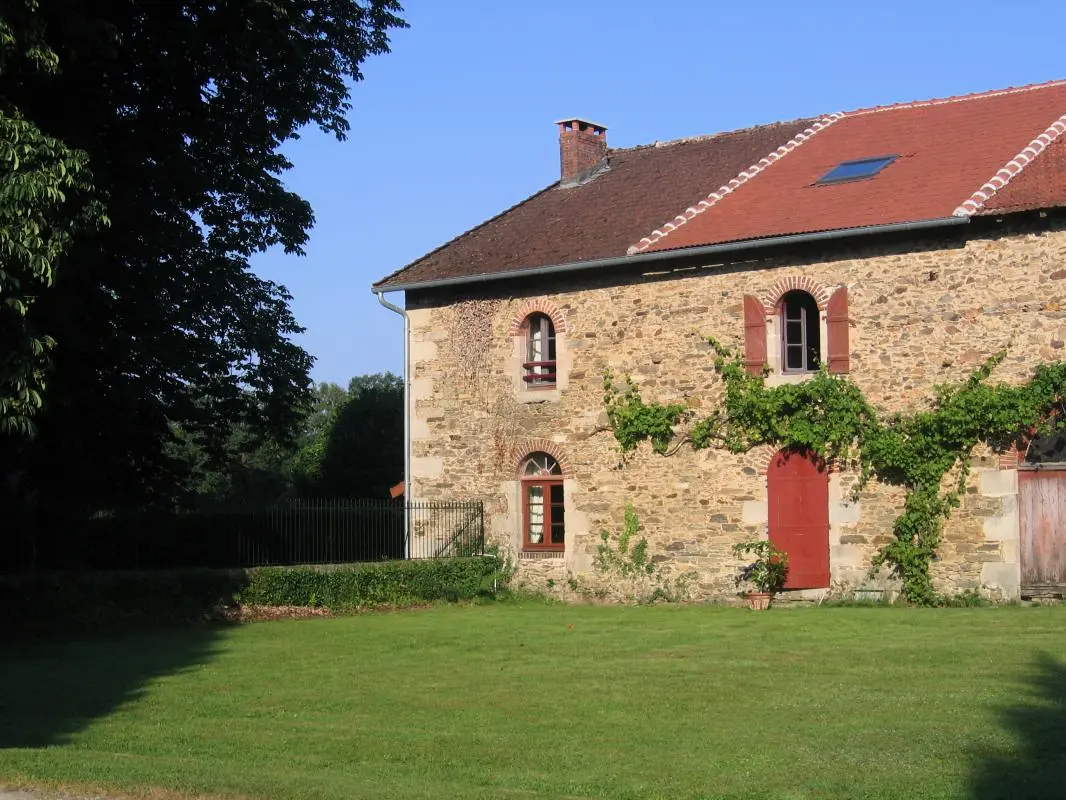 Gîte de France De hut aan het water 2 oren