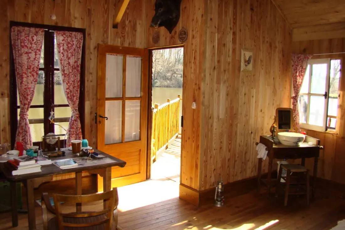 Gîte de France De hut aan het water 2 oren