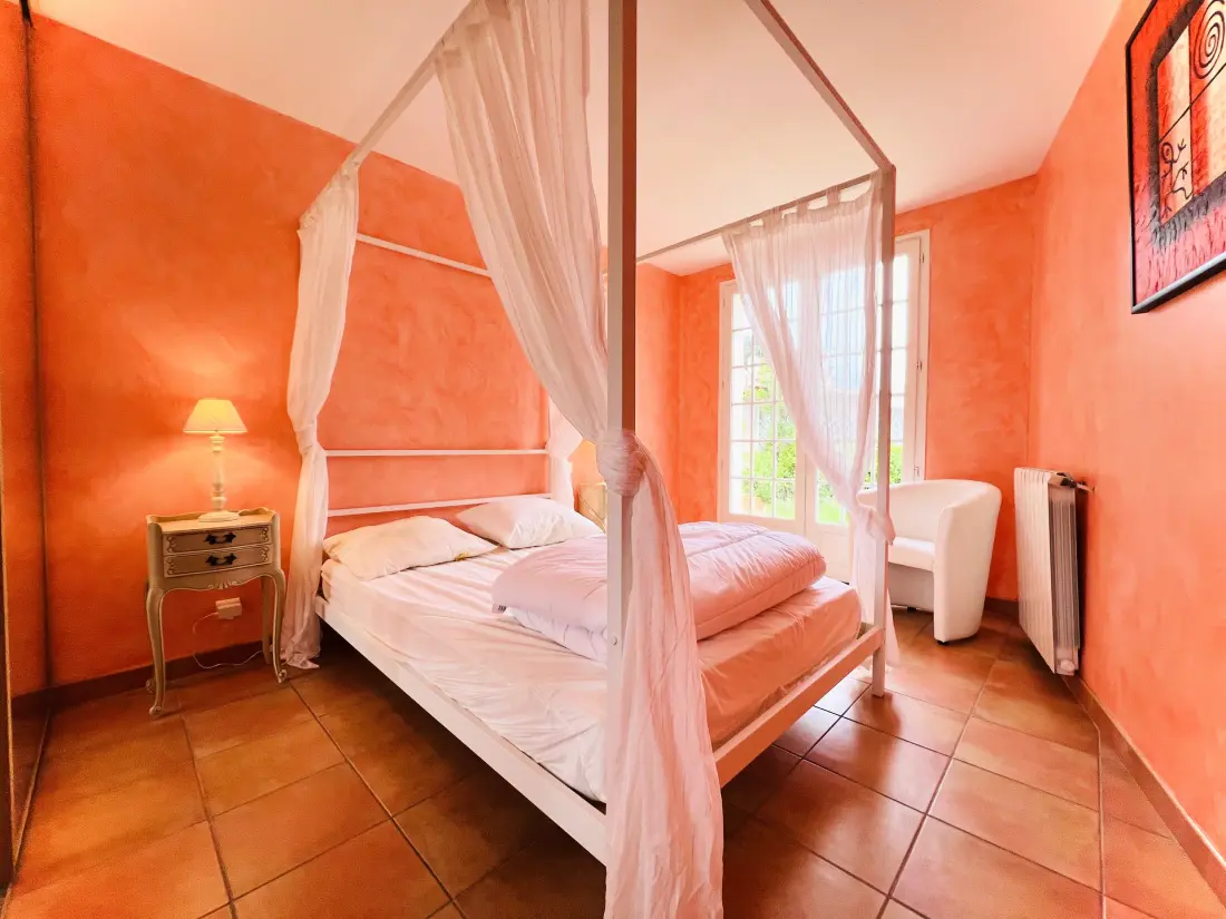 Napraforgó villa