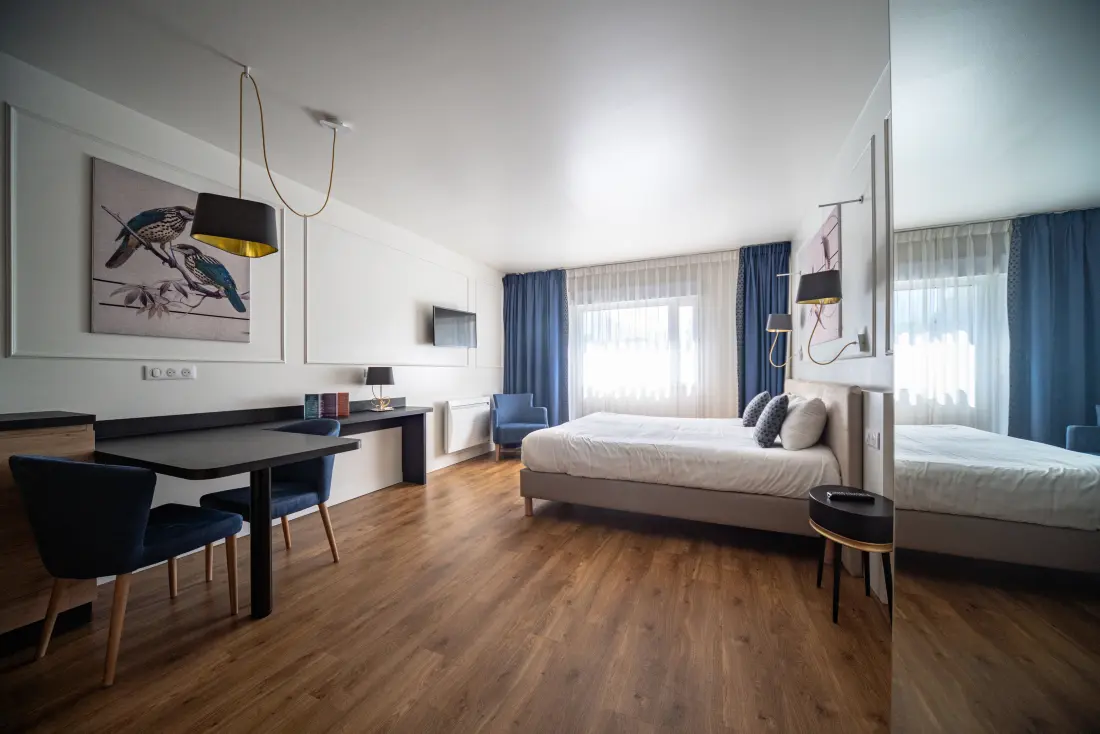 Hotel apartamentowy Rive Droite2 Gwiazdy★★