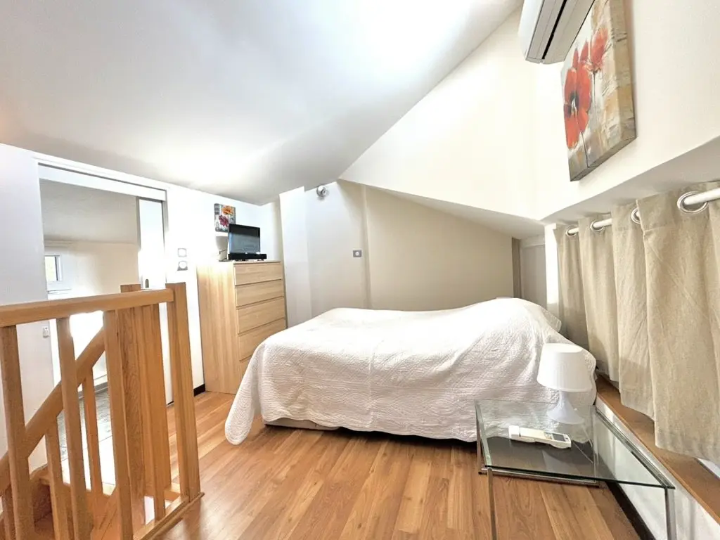 Athena Oreade Residence