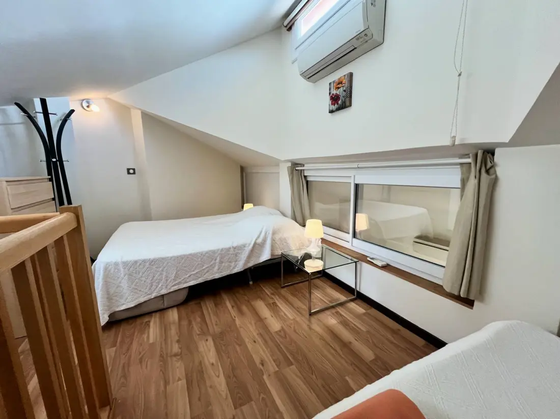 Athena Oreade Residence