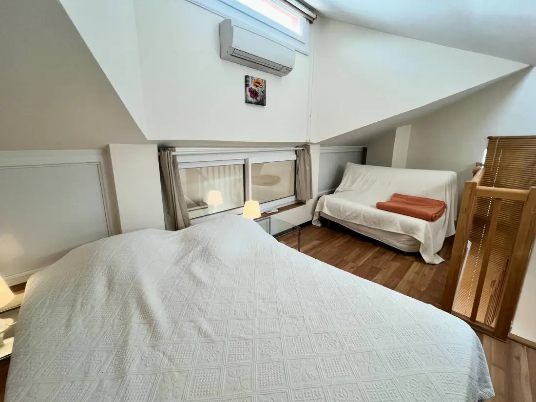 Athena Oreade Residence