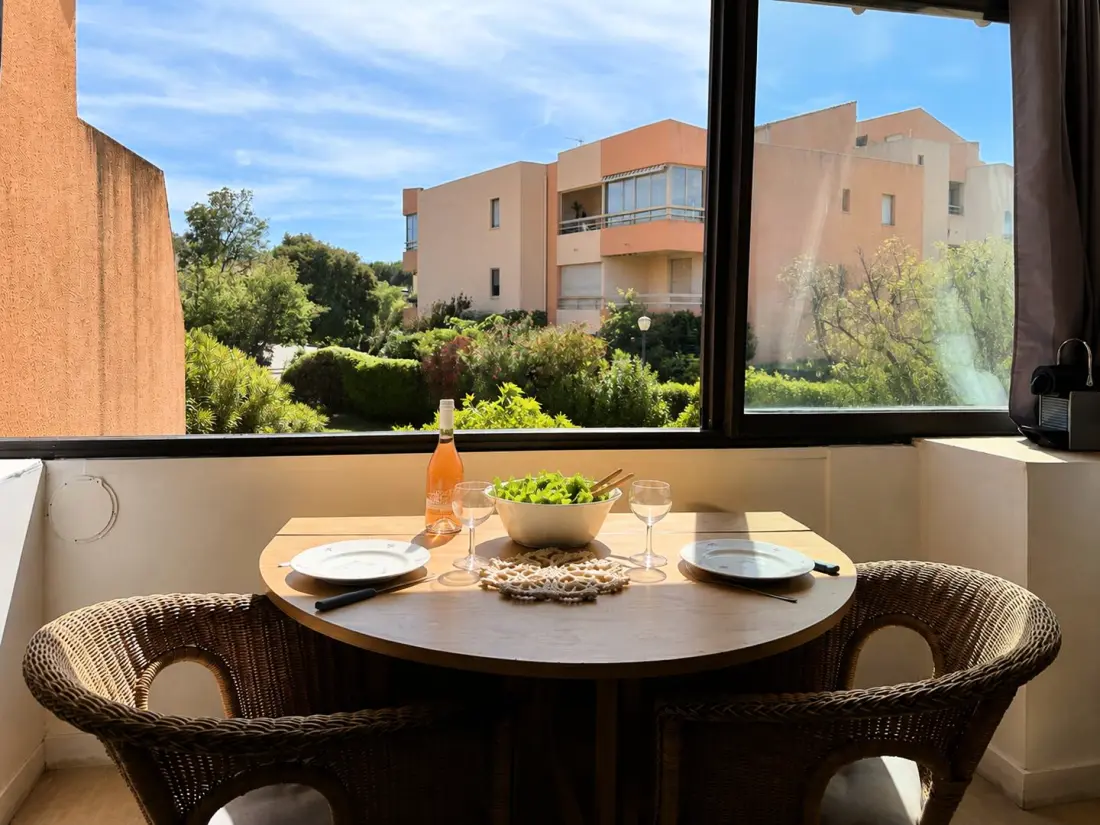 Athena Oreade Residence