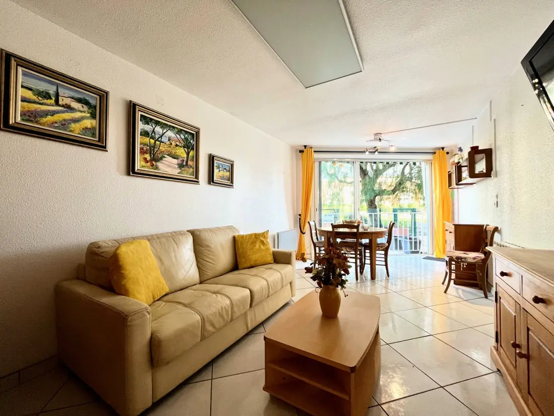 Santa Cruz Residence