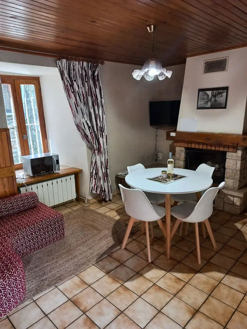 Gîte de France Das Haus von jeanne 4 pers mit malene 2 Ohren