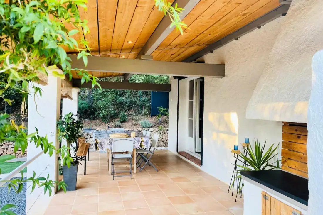 Villa Verdoyante - Charme Provençal, Jardin Arboré és Piscine à La Motte