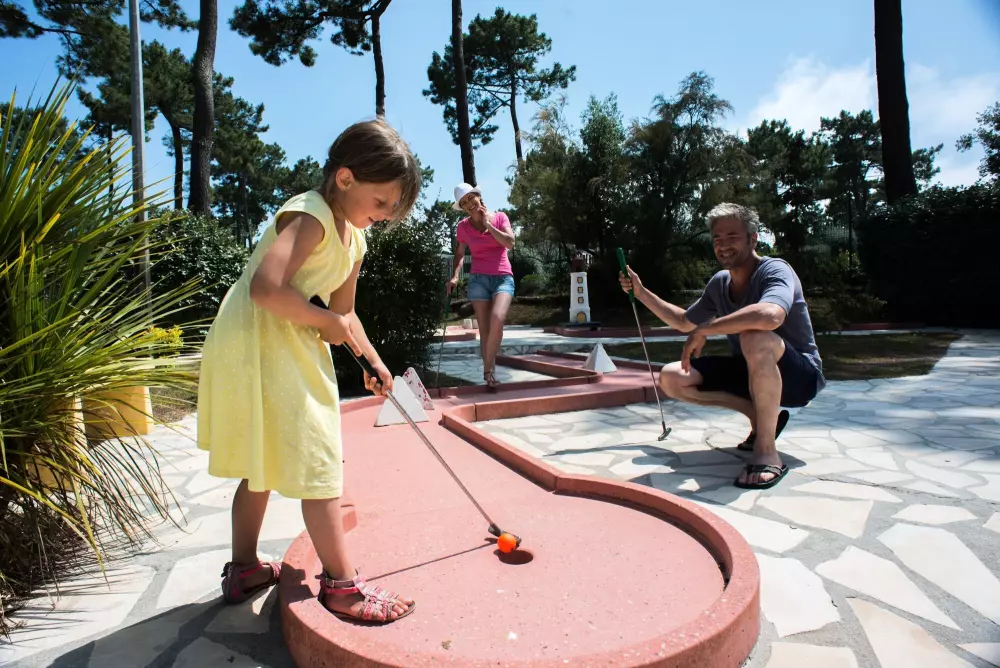 Camping Bonne dalszöveg: Anse Plage - Funpass nem nyújtott - by Ocean Mobilhomes Útvonalterv