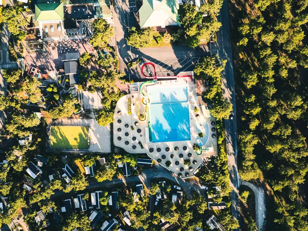 Camping Bonne dalszöveg: Anse Plage - Funpass nem nyújtott - by Ocean Mobilhomes Útvonalterv