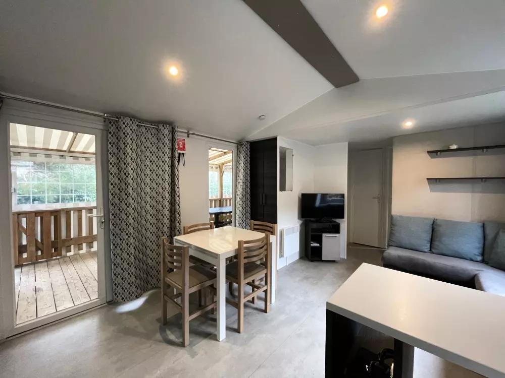 Camping Bonne dalszöveg: Anse Plage - Funpass nem nyújtott - by Ocean Mobilhomes Útvonalterv