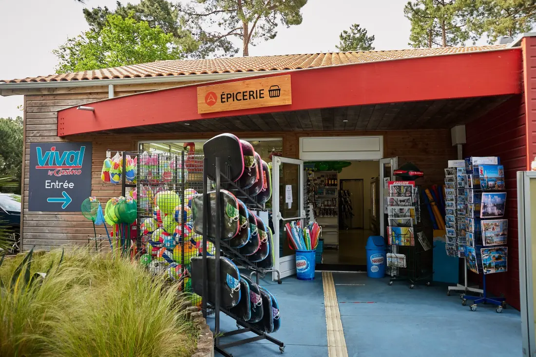 Camping La Pinède