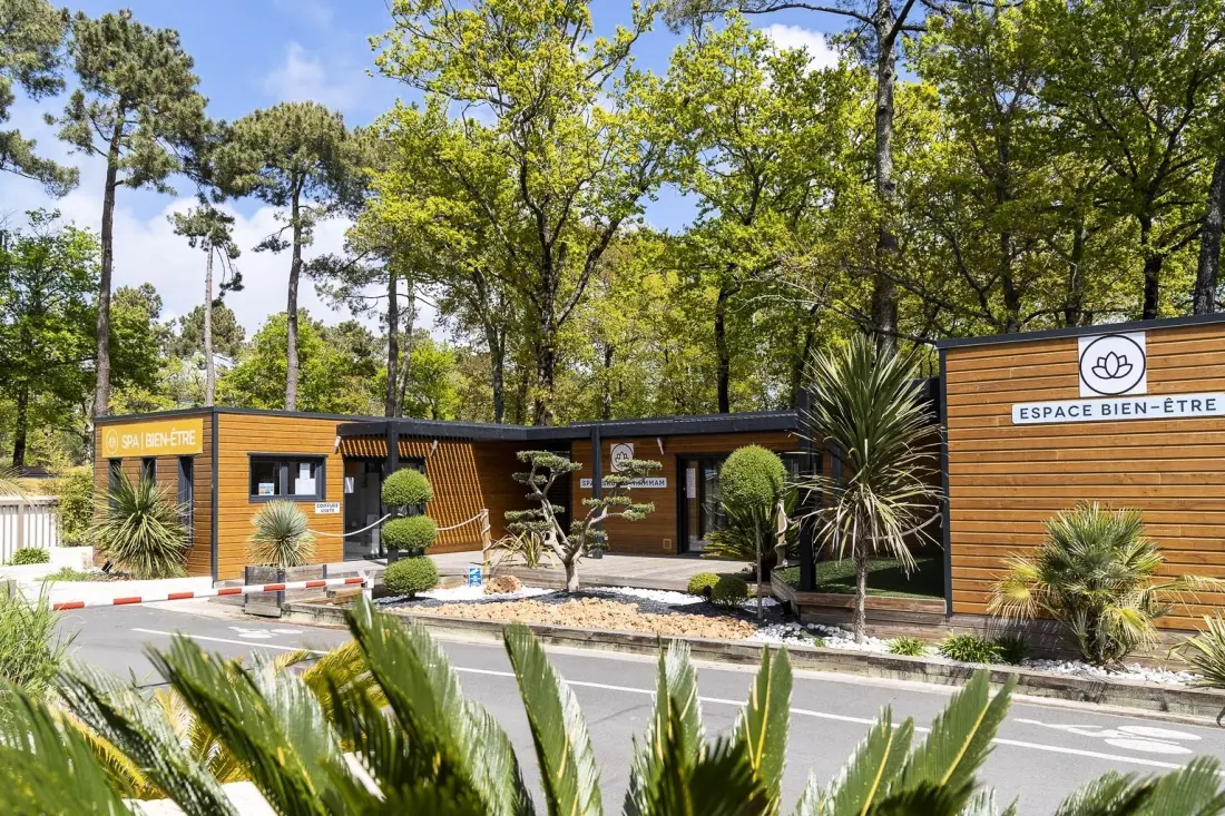 Camping Sadaya l'Orée du Bois5 Csillagok★★★★★