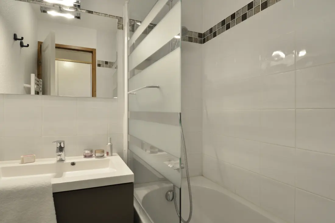 Themis Residence