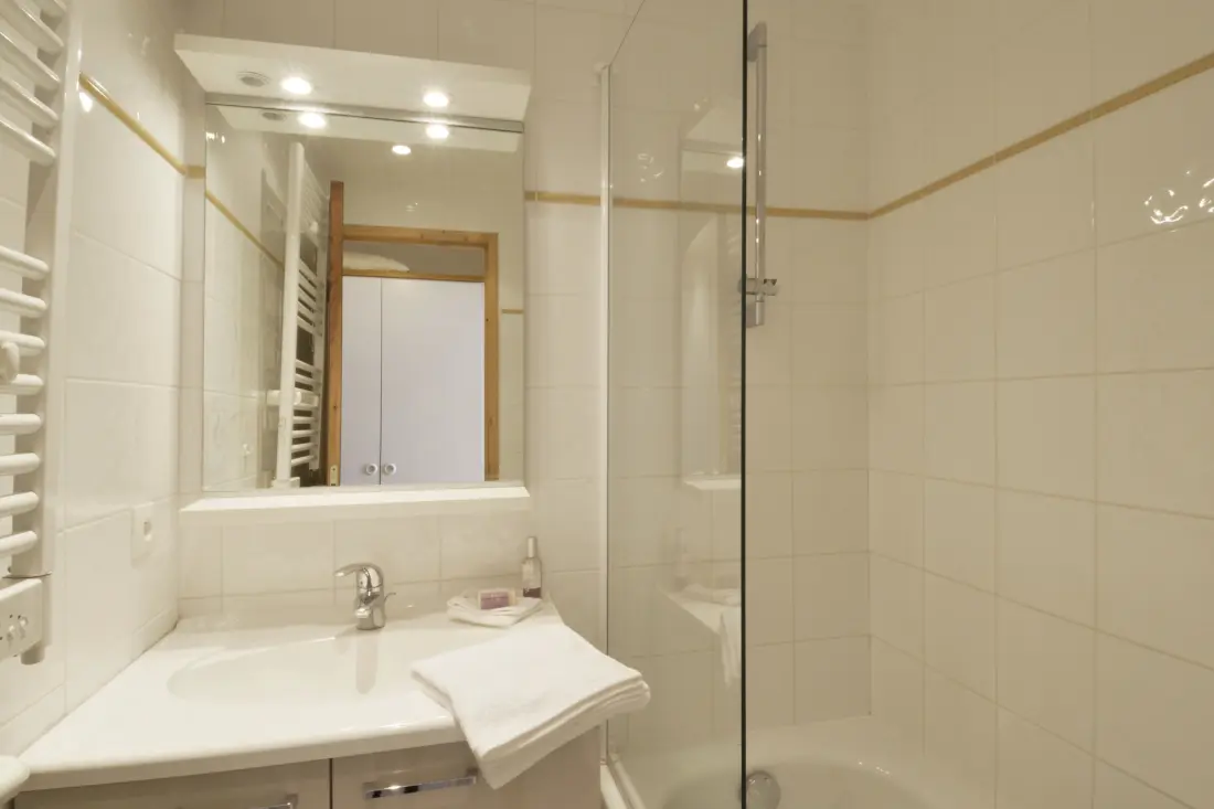 Themis Residence