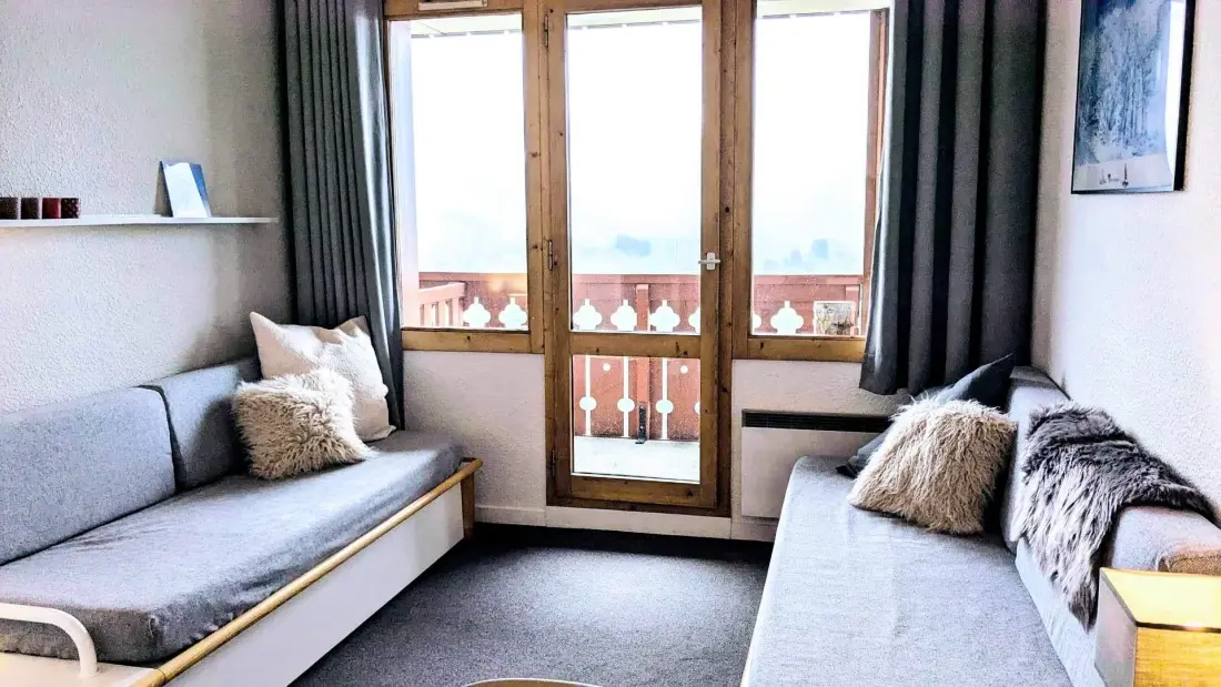 Themis Residence