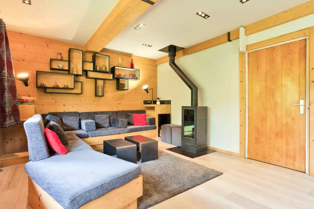 Chalet Boulevard
