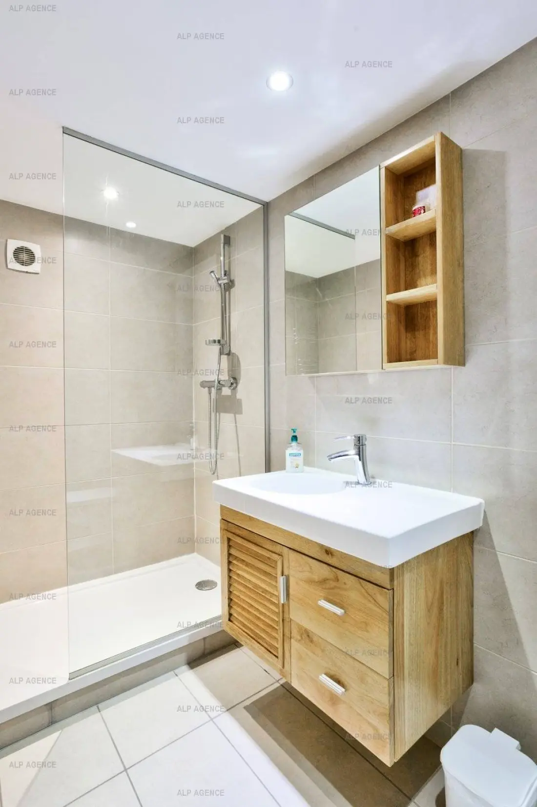 Chalet Le Chanousia