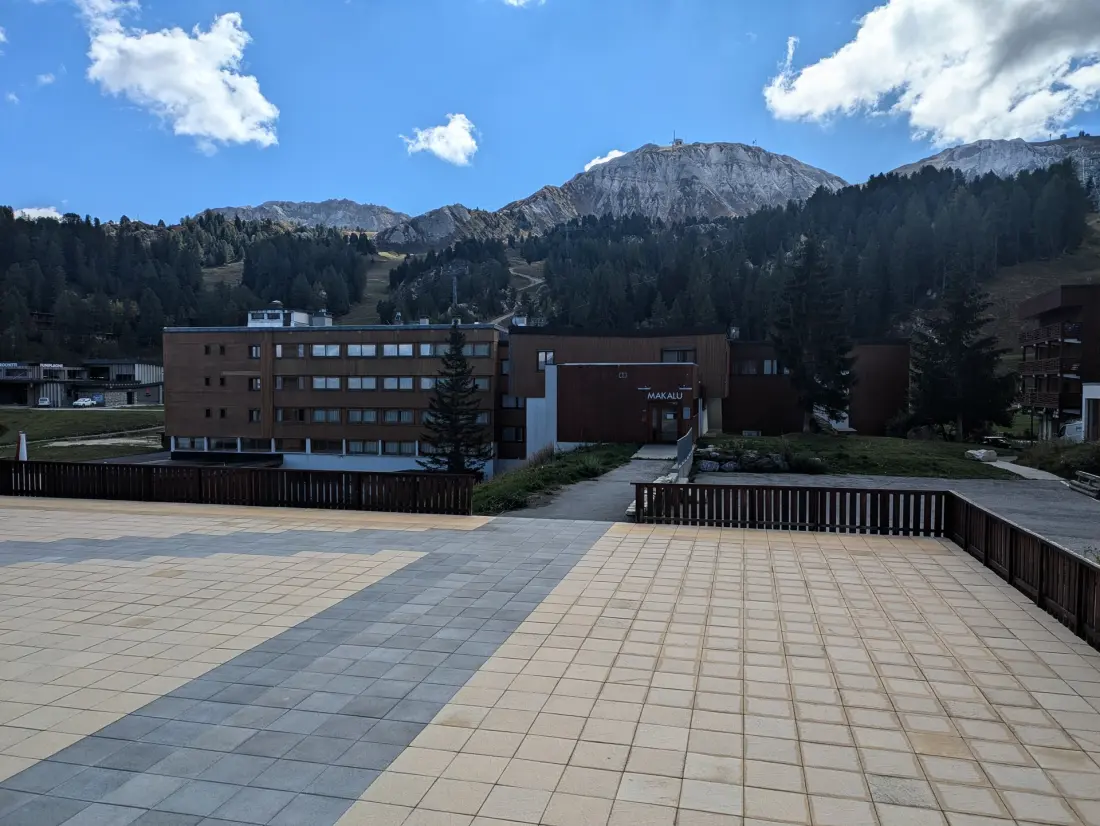 Mustag Residence