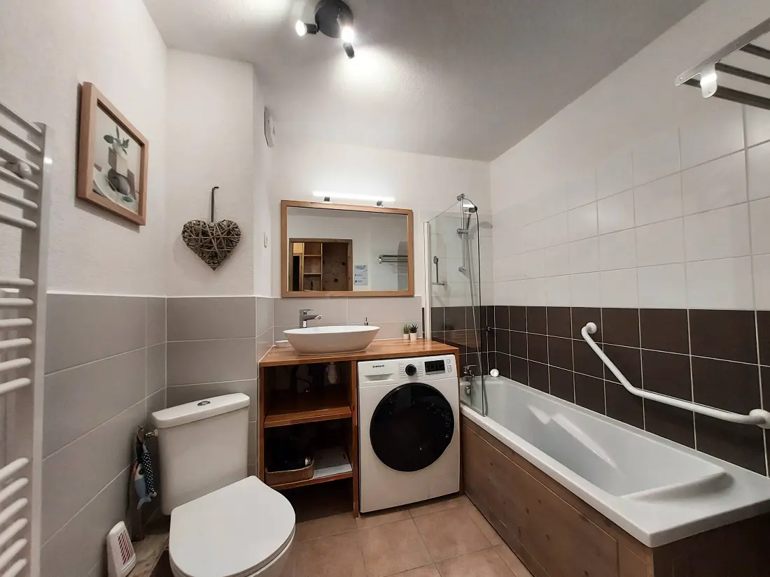 Chalets De Whates