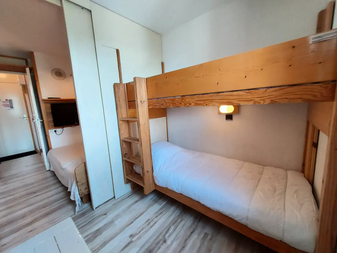 Le Trompe Residence Eye