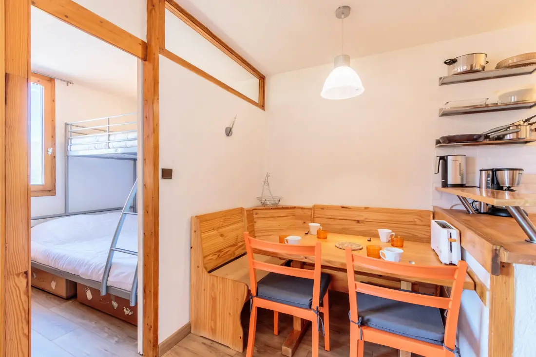 Le Trompe Residence Eye