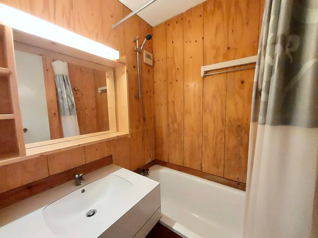 Le Trompe Residence Eye