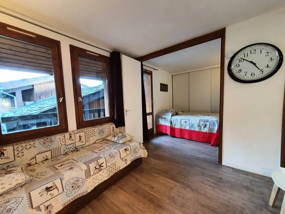 Le Trompe Residence Eye