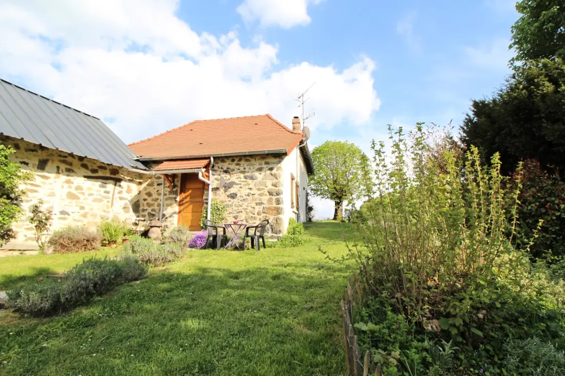 Gîte de France De stenen van de boerderij met 3 verdiepingen