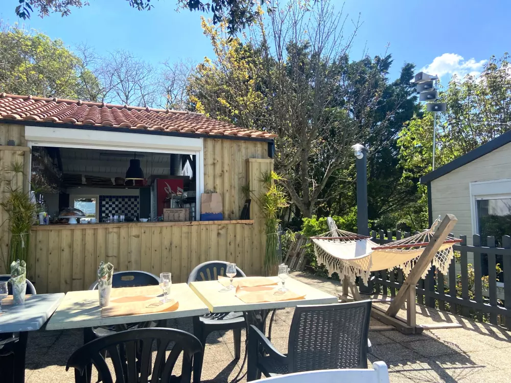 Camping Paradis Au Petit Port de l'Houreau3 Sterren★★★