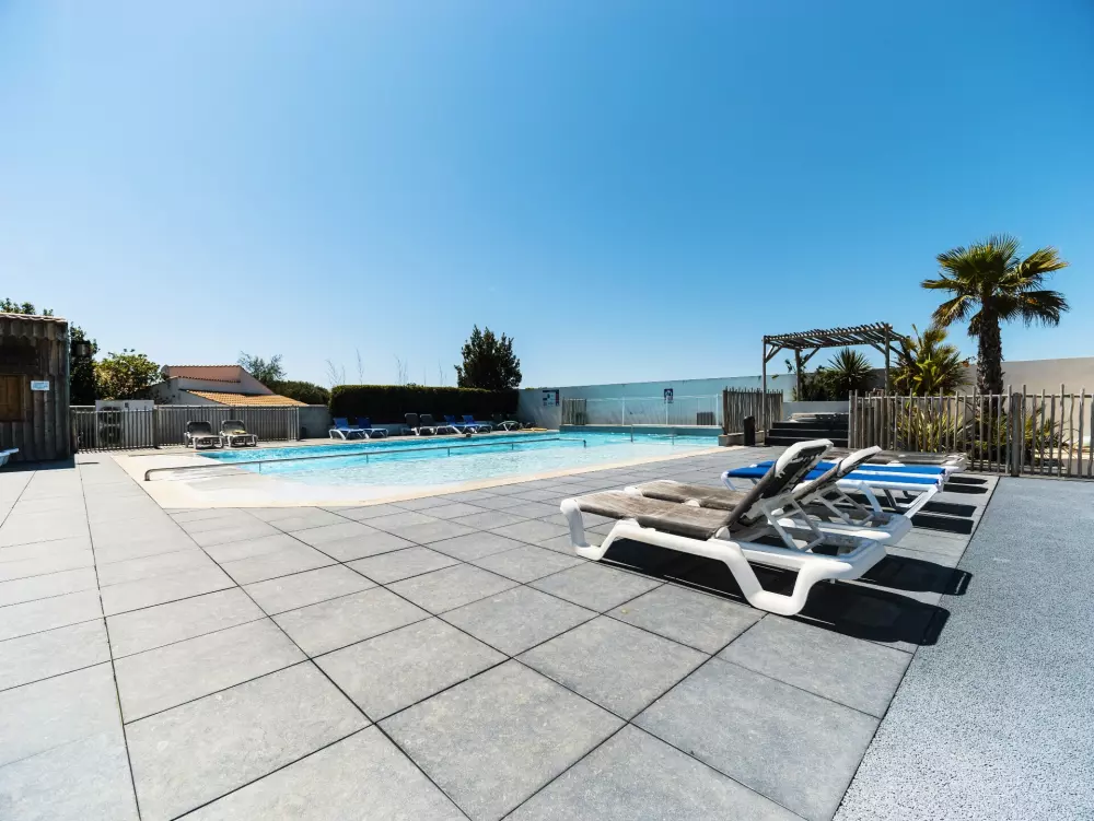 Camping Paradis Au Petit Port de l'Houreau3 Sterren★★★