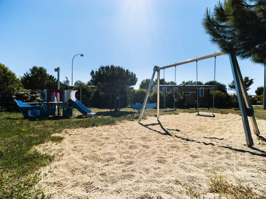 Campingplätze in Port de l'Houmeau 4 Sterne★★★★