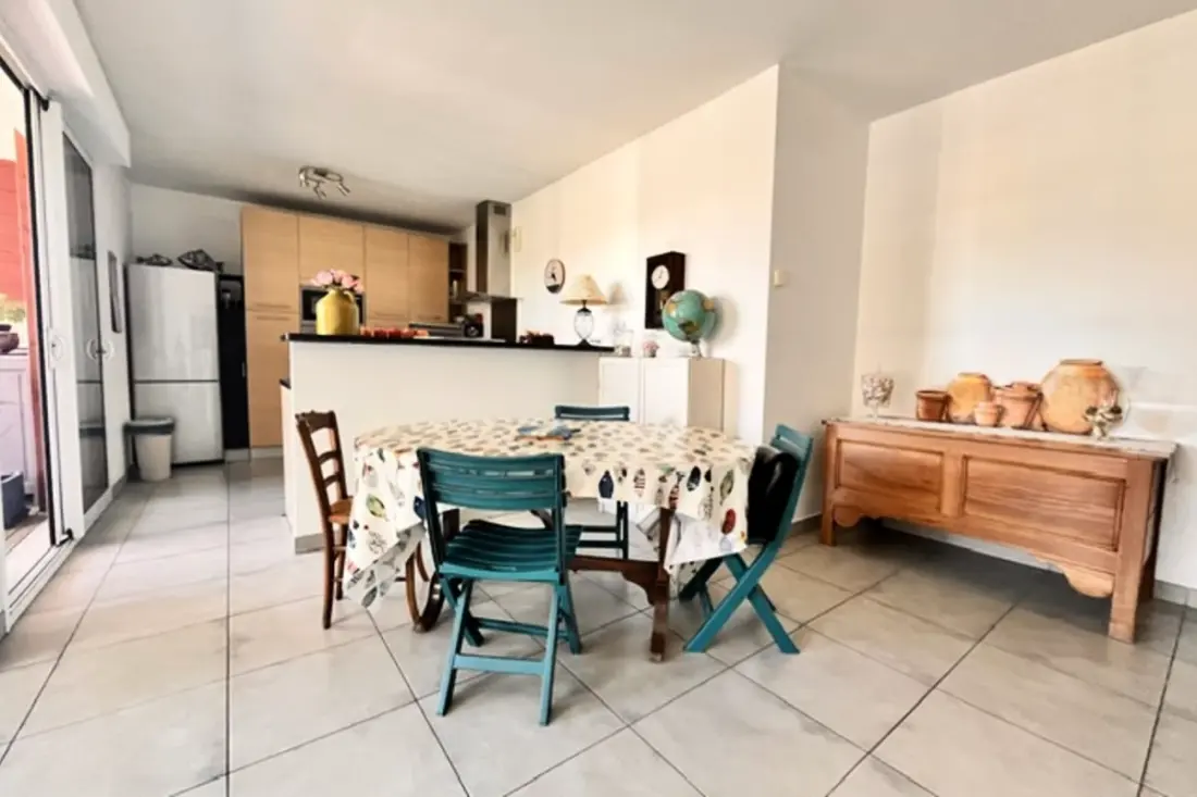 Apartament z loggia View Chenal, Parking