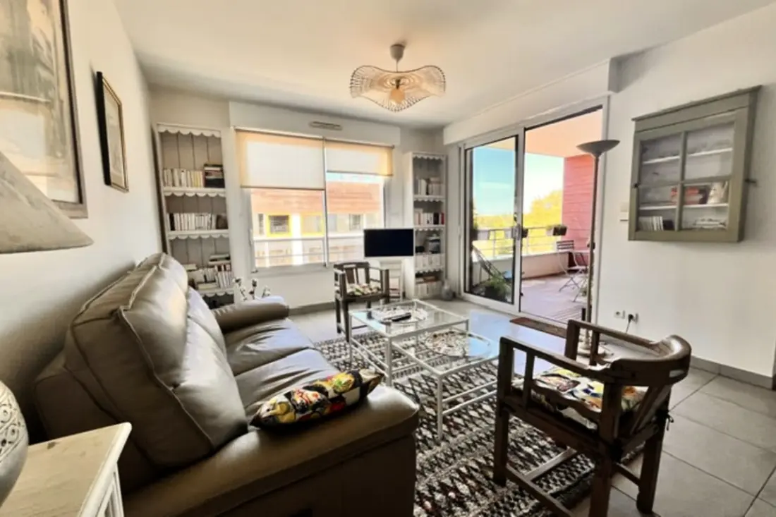 Apartament z loggia View Chenal, Parking
