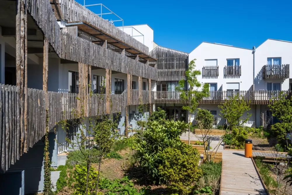 Athome Residence & Spa