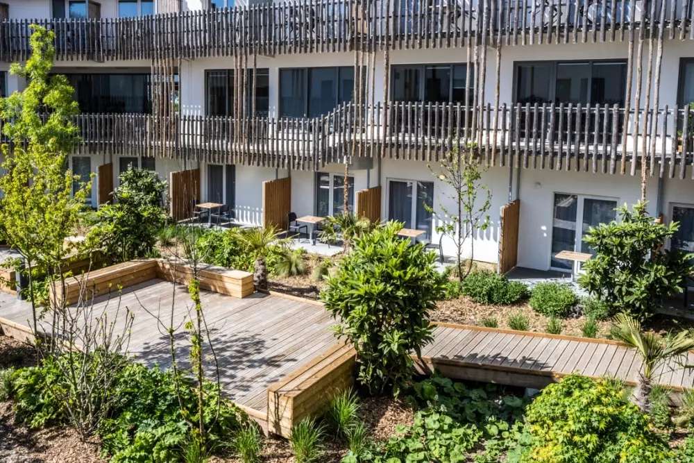 Athome Residence & Spa