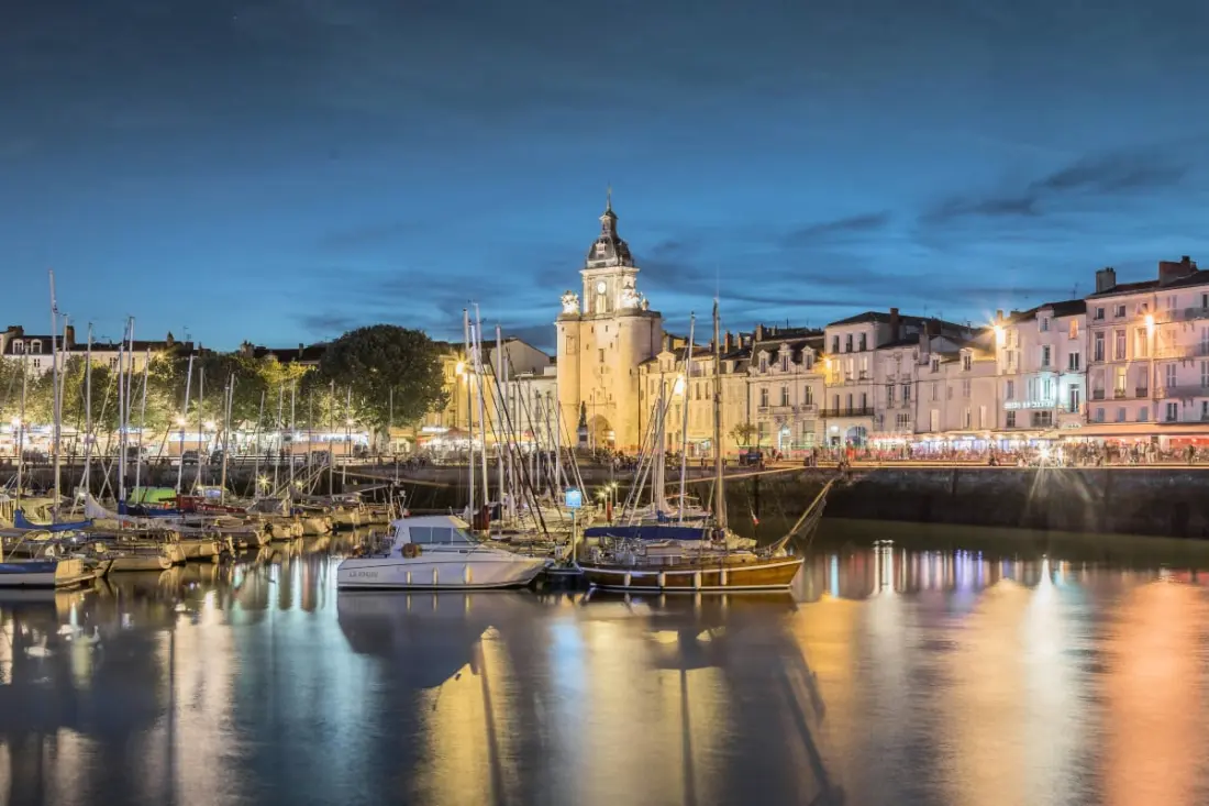 Urocze mieszkanie Lumineux Au Coeur de la Ville